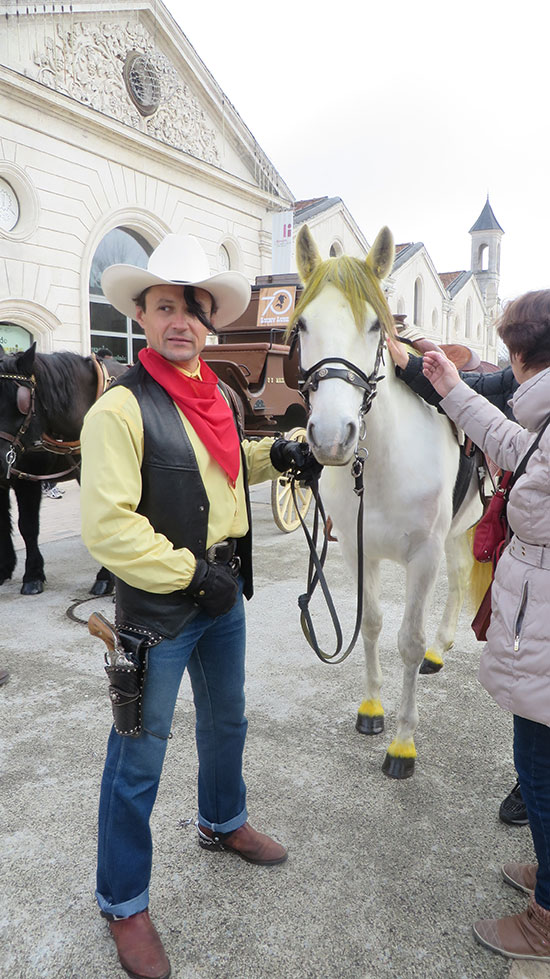 Es ist ein Cowboy in der Stadt