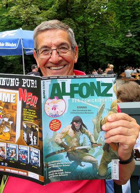 Enrique Sánchez Abulí liest ALFONZ. Foto © 2019 Edition Alfons