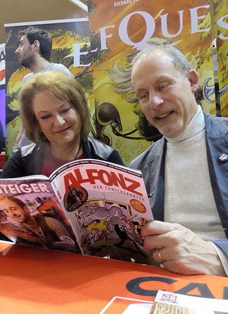 Wendy und Richard Pini lesen ALFONZ. Foto © 2018 Edition Alfons