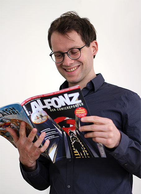 Erik van Schoor liest ALFONZ. Foto © 2021 Erik van Schoor
