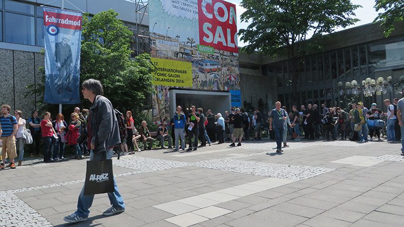 Schon vor der Eröffnung des Salons wurden unsere beliebten Stofftaschen genutzt und getragen